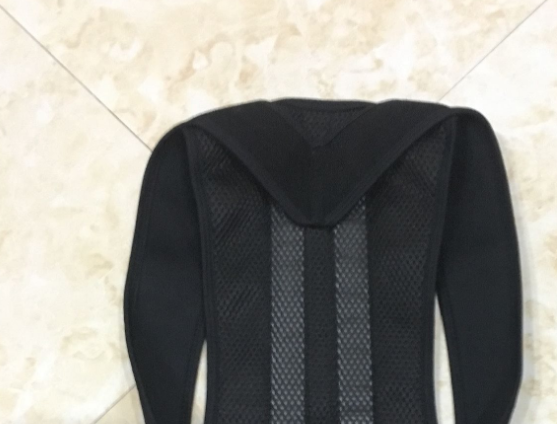 Posture corrector for men and women by Treisa